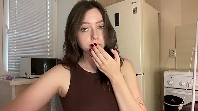 Snapshot of _liatris_ chatting on 09-24-25, 11:02 liatris online show from 09-24-25, 11:02