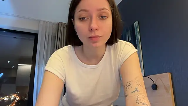 Snapshot of _liatris_ chatting on 01-18-26, 04:33 liatris online show from 01-18-26, 04:33