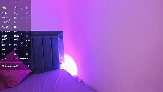 chloe sun online show from 11-23-25, 03:17