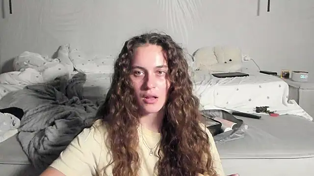 HarleyDeess online show from 12-15-25, 03:11