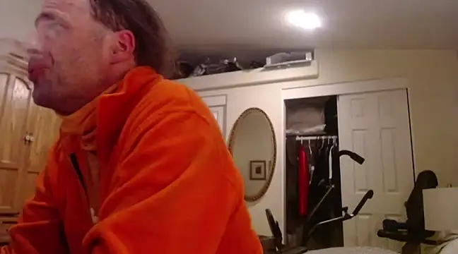 HandsumHungDaddy online show from 12-24-24, 11:38