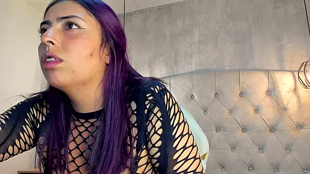 Snapshot of Alice_Laurentt chatting on 01-25-25, 06:01 Alice Laurentt online show from 01-25-25, 06:01