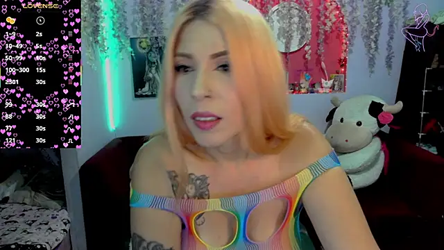 Snapshot of ValentinaMiller_ chatting on 06-13-26, 08:51 ValentinaMiller online show from 06-13-26, 08:51