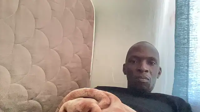 Snapshot of ElonDeking chatting on 10-22-25, 09:42 ElonDeking online show from 10-22-25, 09:42