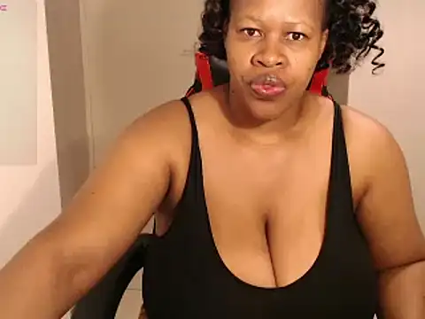 bustylisa1983 online show from 02-20-25, 05:23