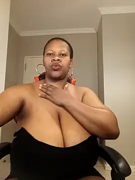 bustylisa1983 online show from 10-18-25, 04:59