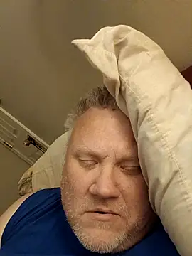 Snapshot of Jbirdb48 chatting on 11-12-25, 03:40 Jbirdb48 online show from 11-12-25, 03:40