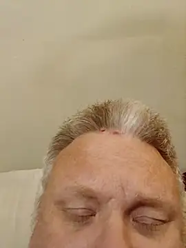 Snapshot of Jbirdb48 chatting on 11-24-25, 04:12 Jbirdb48 online show from 11-24-25, 04:12