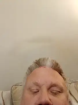 Snapshot of Jbirdb48 chatting on 11-24-25, 06:07 Jbirdb48 online show from 11-24-25, 06:07