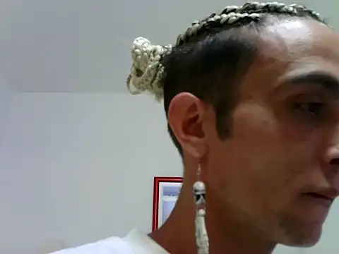 Snapshot of xxxlecram chatting on 05-18-26, 07:52 xxxlecram online show from 05-18-26, 07:52
