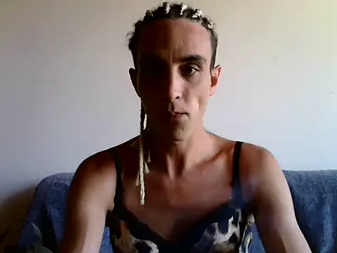 Snapshot of xxxlecram chatting on 05-25-26, 12:11 xxxlecram online show from 05-25-26, 12:11
