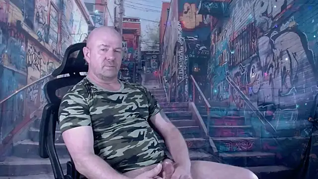 Snapshot of ManlyPrisonGuy chatting on 11-23-25, 01:11 ManlyPrisonGuy online show from 11-23-25, 01:11