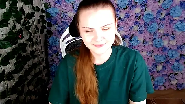 Snapshot of IxxiLiana chatting on 10-25-25, 05:04 IxxiLiana online show from 10-25-25, 05:04