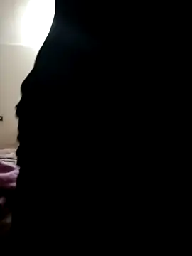 Snapshot of sexcazzo chatting on 12-16-25, 05:29 sexcazzo online show from 12-16-25, 05:29