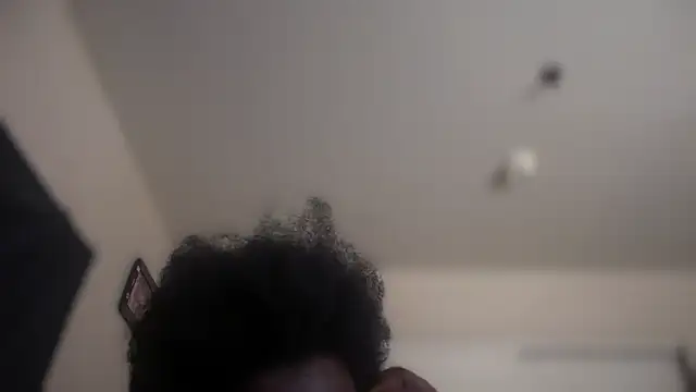 Snapshot of Yagurl__west chatting on 02-25-25, 04:31 Yagurl west online show from 02-25-25, 04:31