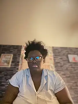 Yagurl  west online show from 11-19-25, 04:12