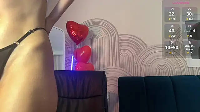 Snapshot of viviann_evans chatting on 02-19-26, 12:39 viviann evans online show from 02-19-26, 12:39