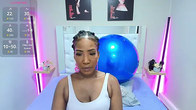 kimmturner online show from 09-19-25, 01:01