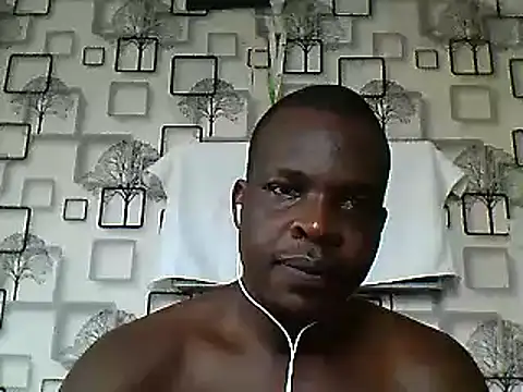 Snapshot of Chumba_001 chatting on 12-26-24, 04:10 Chumba 001 online show from 12-26-24, 04:10