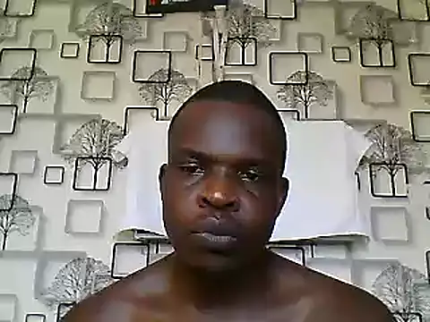 Snapshot of Chumba_001 chatting on 02-05-25, 01:22 Chumba 001 online show from 02-05-25, 01:22