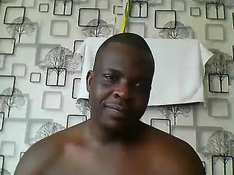 Snapshot of Chumba_001 chatting on 10-14-25, 05:30 Chumba 001 online show from 10-14-25, 05:30
