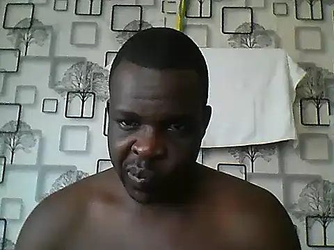 Snapshot of Chumba_001 chatting on 10-26-25, 04:18 Chumba 001 online show from 10-26-25, 04:18