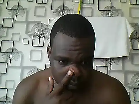 Snapshot of Chumba_001 chatting on 10-27-25, 05:22 Chumba 001 online show from 10-27-25, 05:22