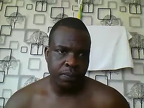 Snapshot of Chumba_001 chatting on 11-14-25, 07:40 Chumba 001 online show from 11-14-25, 07:40