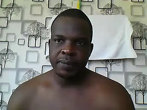 Snapshot of Chumba_001 chatting on 12-15-25, 06:28 Chumba 001 online show from 12-15-25, 06:28