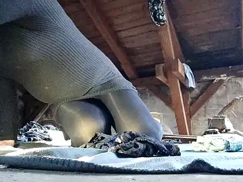 mikostriper online show from 04-22-26, 04:15