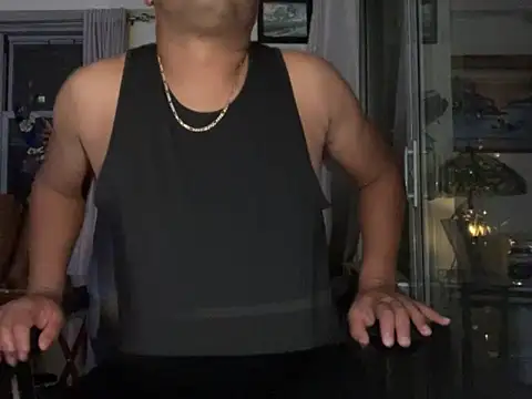 Snapshot of ThickDick_Daddy chatting on 10-12-25, 06:56 ThickDick Daddy online show from 10-12-25, 06:56