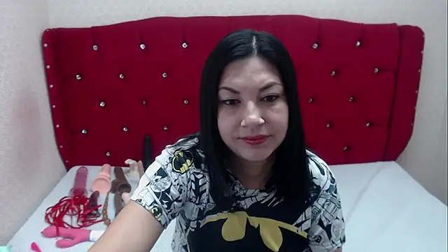 Snapshot of AdaFawxx chatting on 09-19-25, 04:03 AdaFawxx online show from 09-19-25, 04:03