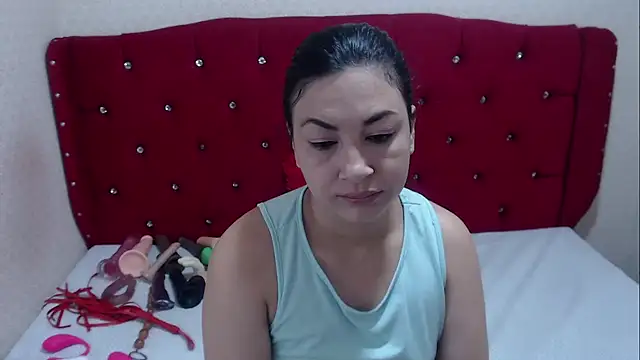 Snapshot of AdaFawxx chatting on 10-03-25, 04:20 AdaFawxx online show from 10-03-25, 04:20