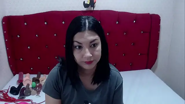 Snapshot of AdaFawxx chatting on 10-12-25, 03:16 AdaFawxx online show from 10-12-25, 03:16