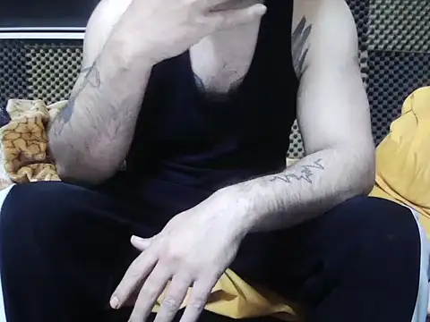 Arabeyes online show from 11-14-25, 02:54