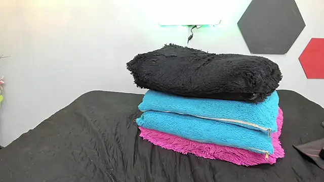 martinaclark online show from 02-12-25, 10:24