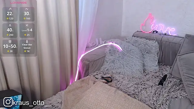 Snapshot of mrs_kitty69 chatting on 02-23-26, 10:12 mrs kitty69 online show from 02-23-26, 10:12