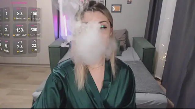 LancasterLady online show from 12-06-24, 01:55