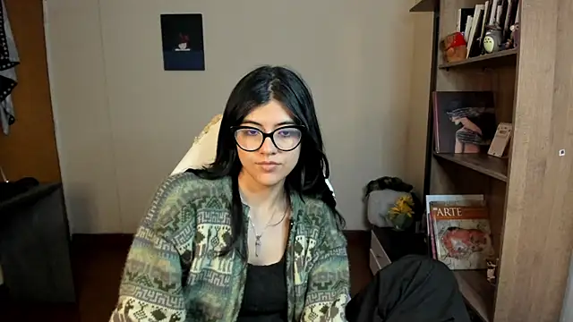 Snapshot of valerie__skyy chatting on 03-04-25, 02:17 valerie skyy online show from 03-04-25, 02:17