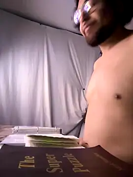 Snapshot of SideGhost chatting on 10-05-25, 10:07 SideGhost online show from 10-05-25, 10:07