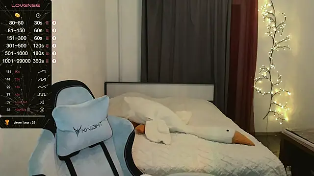 Snapshot of BlackyKitt chatting on 09-19-25, 04:40 BlackyKitt online show from 09-19-25, 04:40