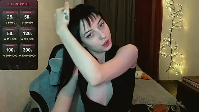 Snapshot of BlackyKitt chatting on 10-22-25, 05:13 BlackyKitt online show from 10-22-25, 05:13