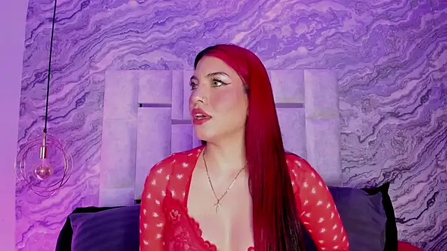 EmmaSwift  online show from 01-29-25, 02:19