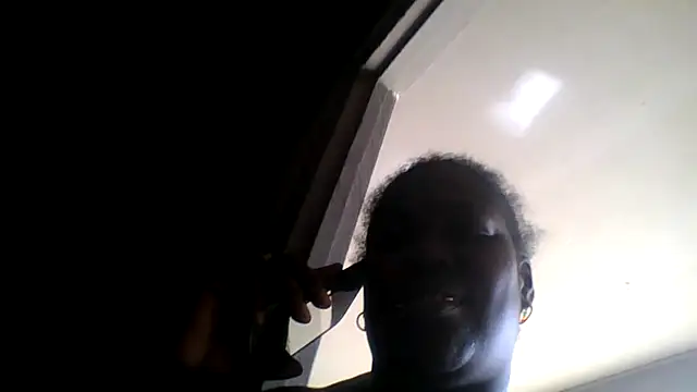 Snapshot of XgeileKutje chatting on 06-04-26, 02:01 XgeileKutje online show from 06-04-26, 02:01