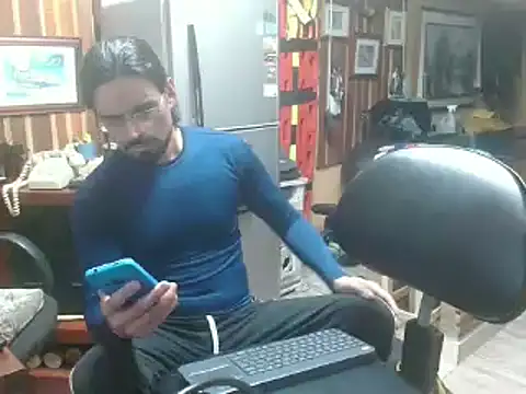 Snapshot of Dr_Pocholate84 chatting on 01-20-25, 02:11 Dr Pocholate84 online show from 01-20-25, 02:11