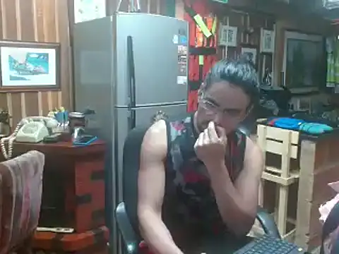 Snapshot of Dr_Pocholate84 chatting on 01-23-25, 12:30 Dr Pocholate84 online show from 01-23-25, 12:30