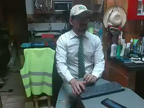 Snapshot of Dr_Pocholate84 chatting on 02-02-25, 03:54 Dr Pocholate84 online show from 02-02-25, 03:54