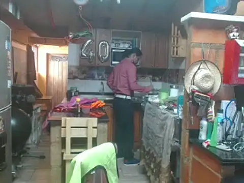 Snapshot of Dr_Pocholate84 chatting on 02-17-25, 07:42 Dr Pocholate84 online show from 02-17-25, 07:42