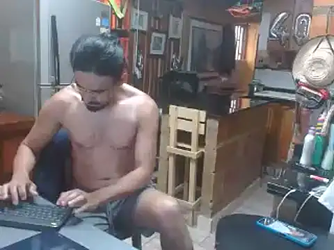 Snapshot of Dr_Pocholate84 chatting on 02-25-25, 04:00 Dr Pocholate84 online show from 02-25-25, 04:00