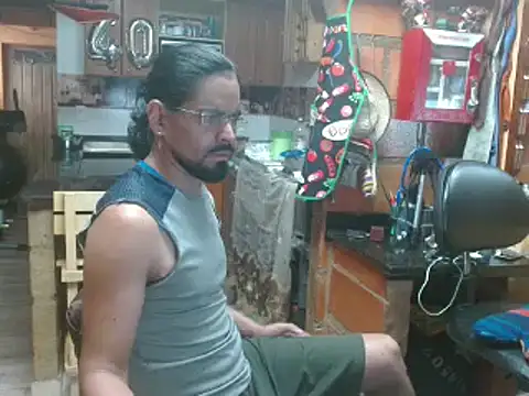 Snapshot of Dr_Pocholate84 chatting on 03-09-25, 05:06 Dr Pocholate84 online show from 03-09-25, 05:06